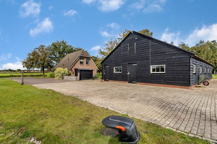 Foto 9 van Fliermatenweg 2