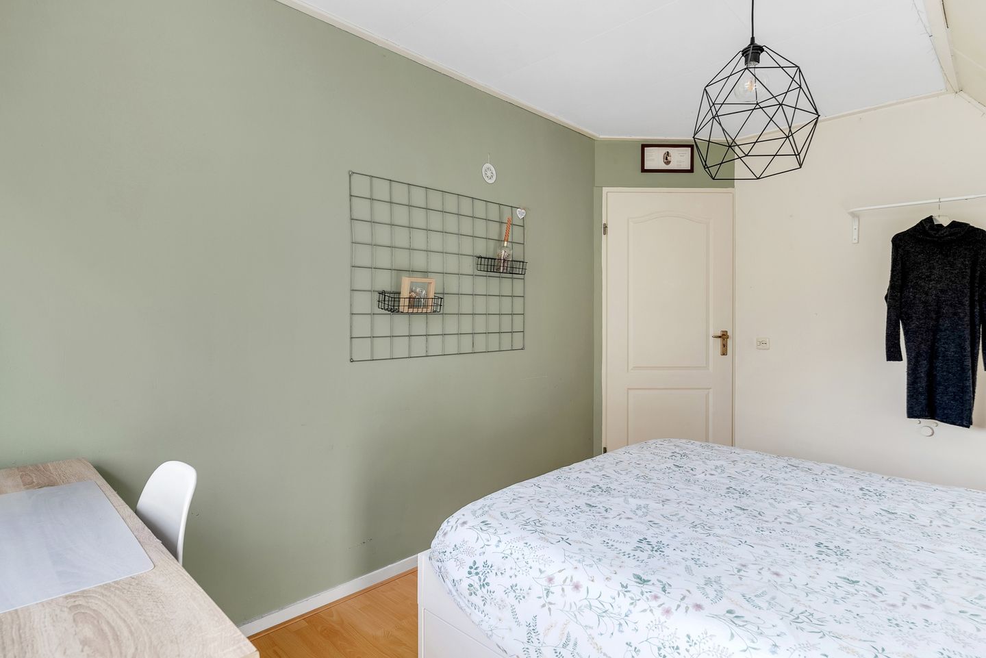 Foto 19 van Fliermatenweg 2