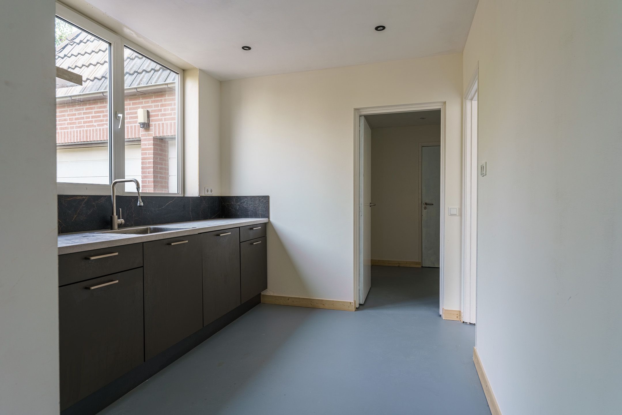 Foto 9 van Heerseweg 15-A