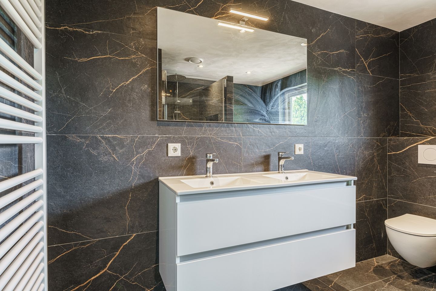 Foto 20 van Heerseweg 15-A