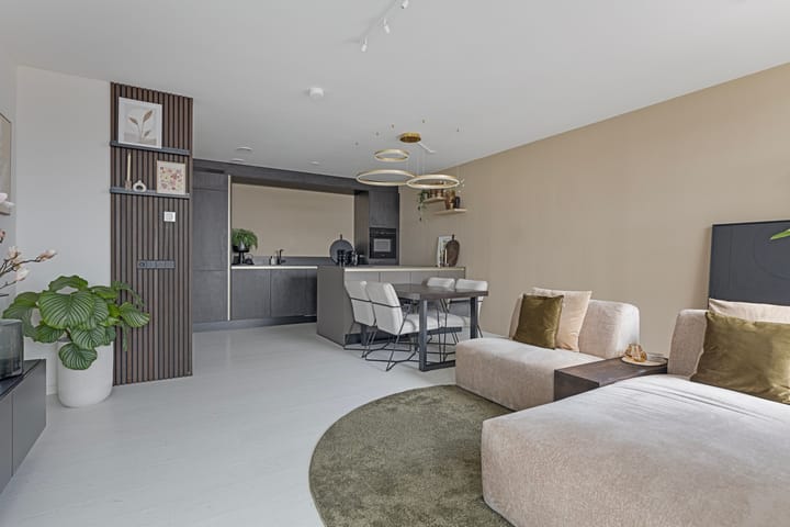 Foto 2 van Helderseweg 15-E4