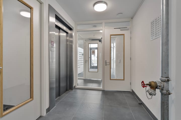 Foto 30 van Helderseweg 15-E4