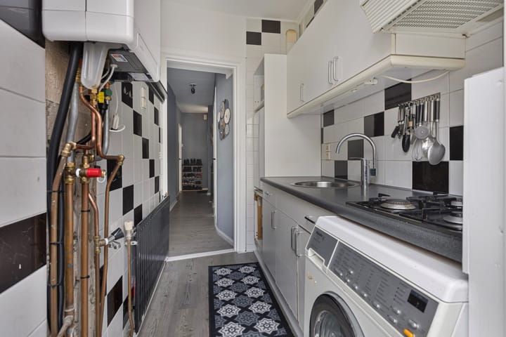 Photo 21 of Flakkeesestraat 77-B