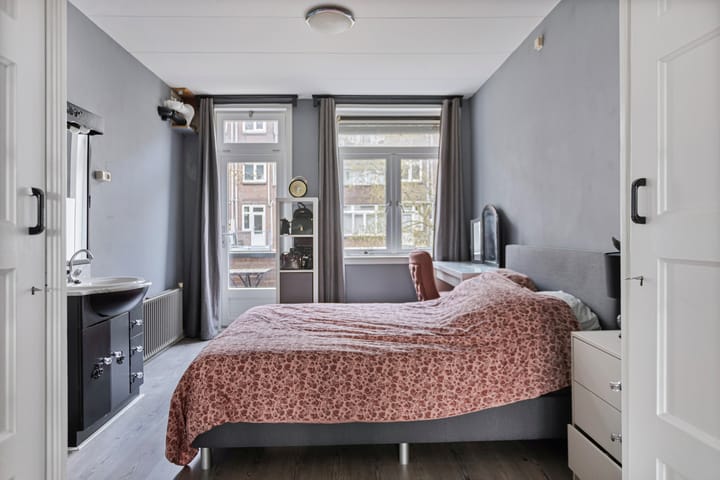 Photo 16 of Flakkeesestraat 77-B