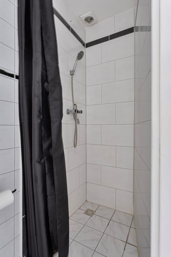 Photo 20 of Flakkeesestraat 77-B