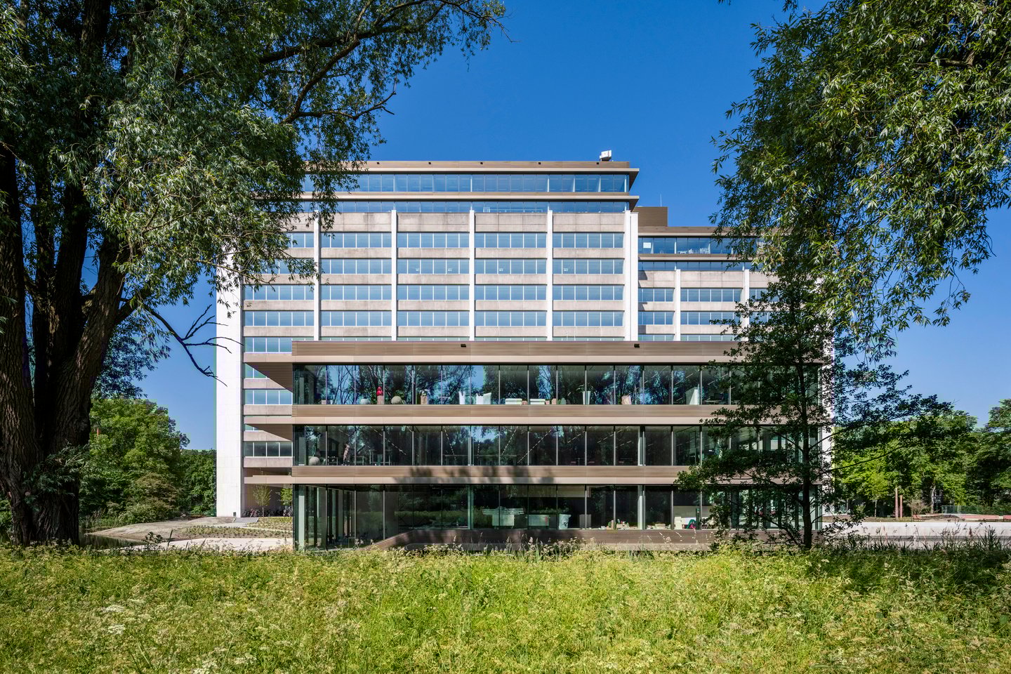 View photo 1 of Nachtwachtlaan 20-A