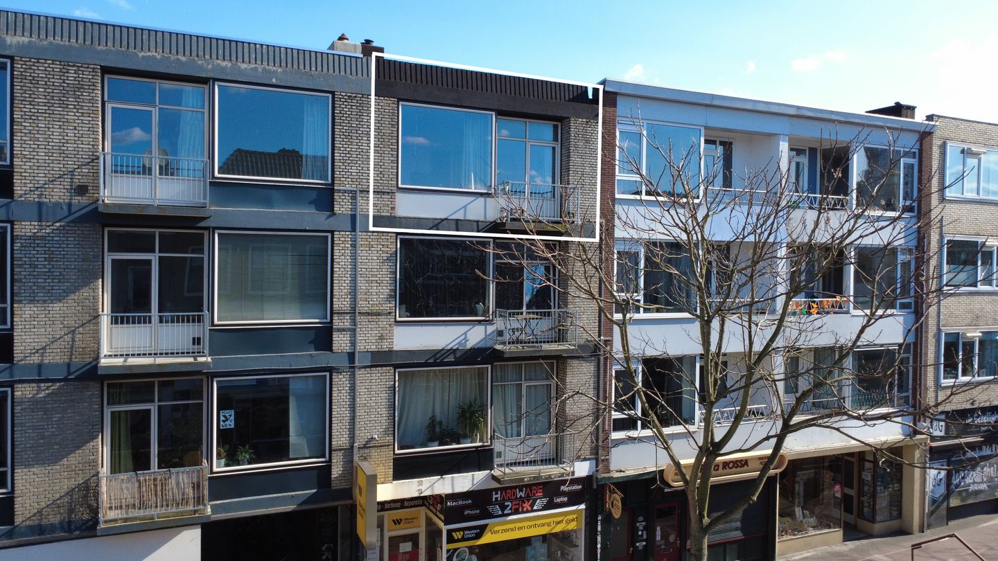 Foto 1 van Bloemenburgerhof 18