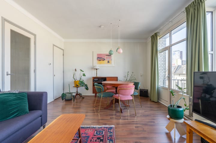 Foto 6 van Bloemenburgerhof 18