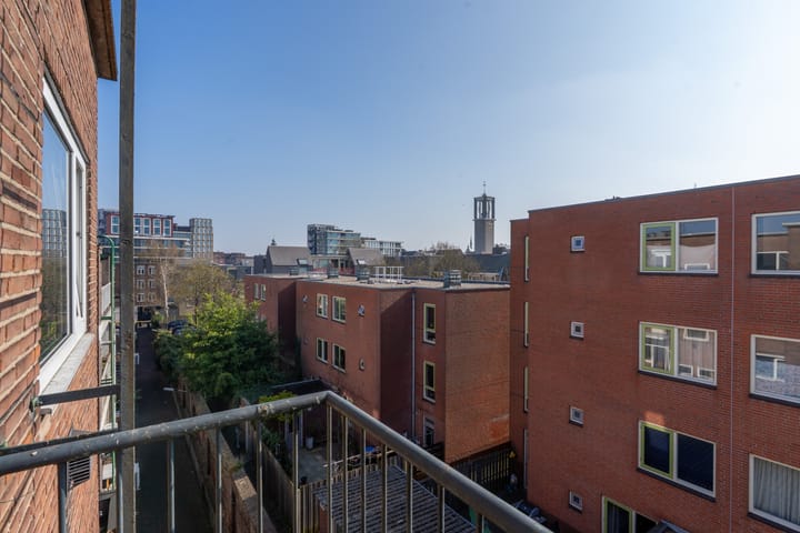 Foto 13 van Bloemenburgerhof 18