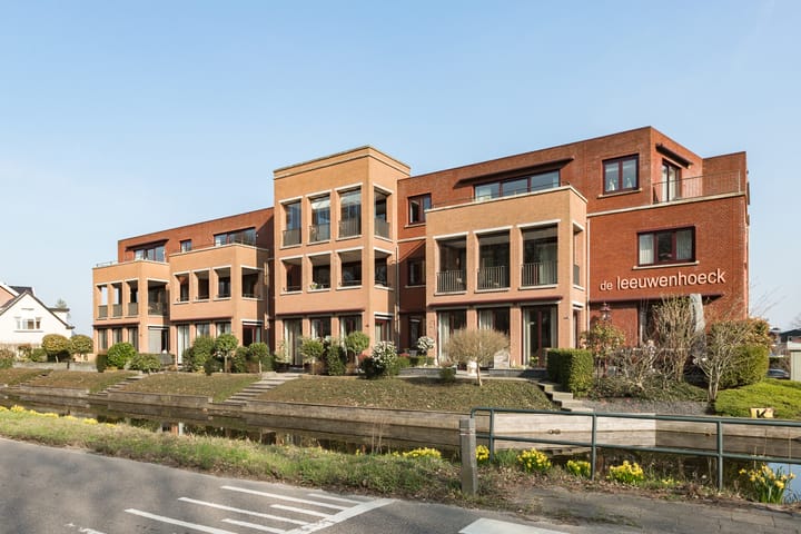 Foto 5 van Burgemeester van Oostenweg 1-N