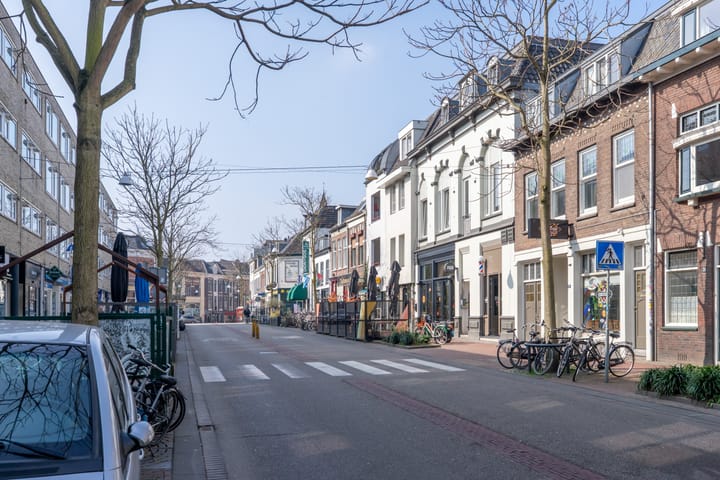 Foto 28 van Bloemenburgerhof 18