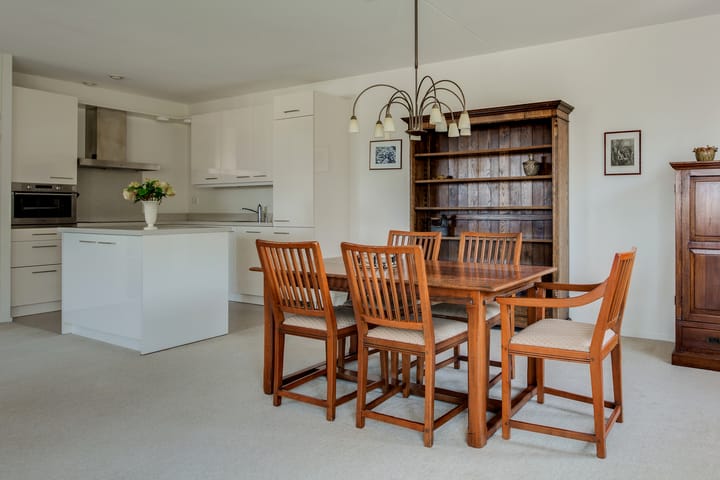 Foto 13 van Burgemeester van Oostenweg 1-N