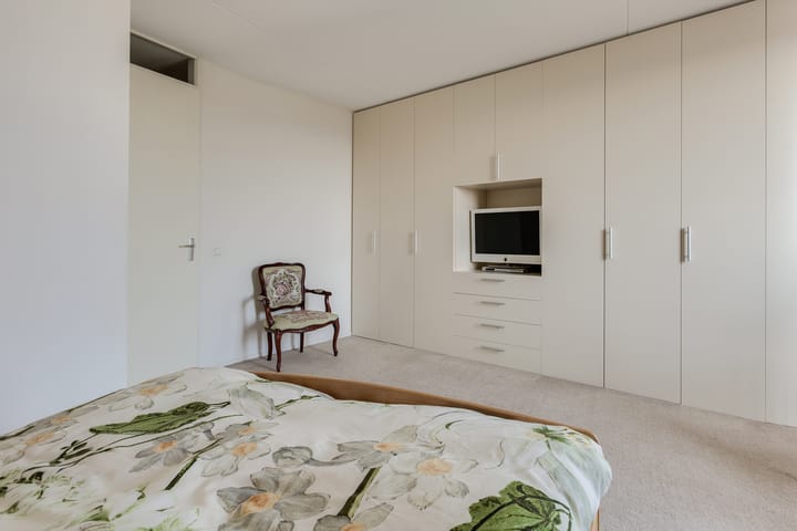 Foto 21 van Burgemeester van Oostenweg 1-N