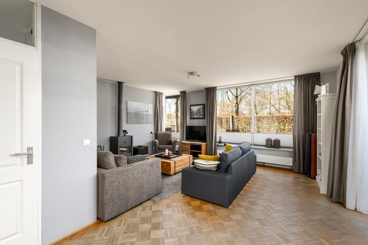 Foto 9 van Willem Frederiklaan 1