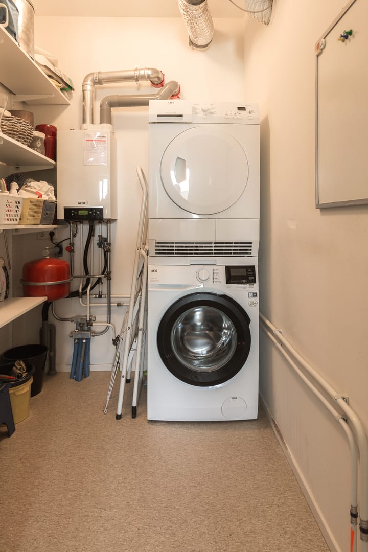 Foto 28 van Burgemeester van Oostenweg 1-N