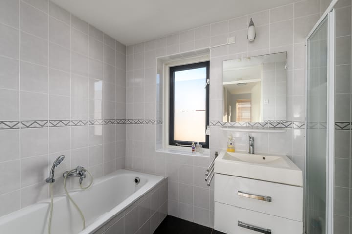 Foto 28 van Willem Frederiklaan 1