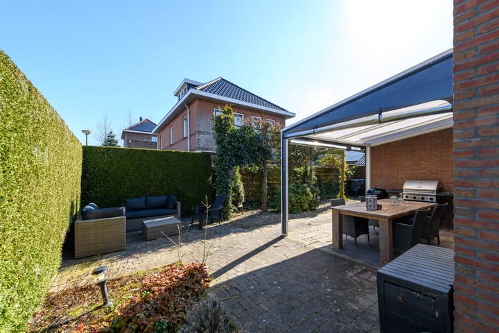 Foto 40 van Willem Frederiklaan 1