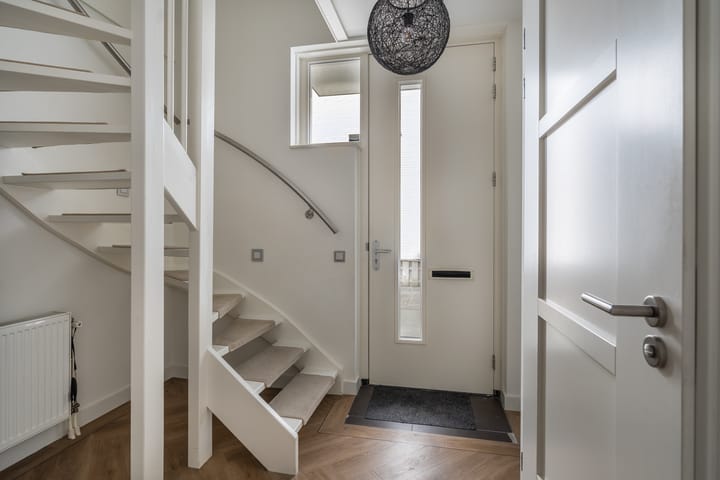 Foto 6 van Dominee Bakkerushof 47