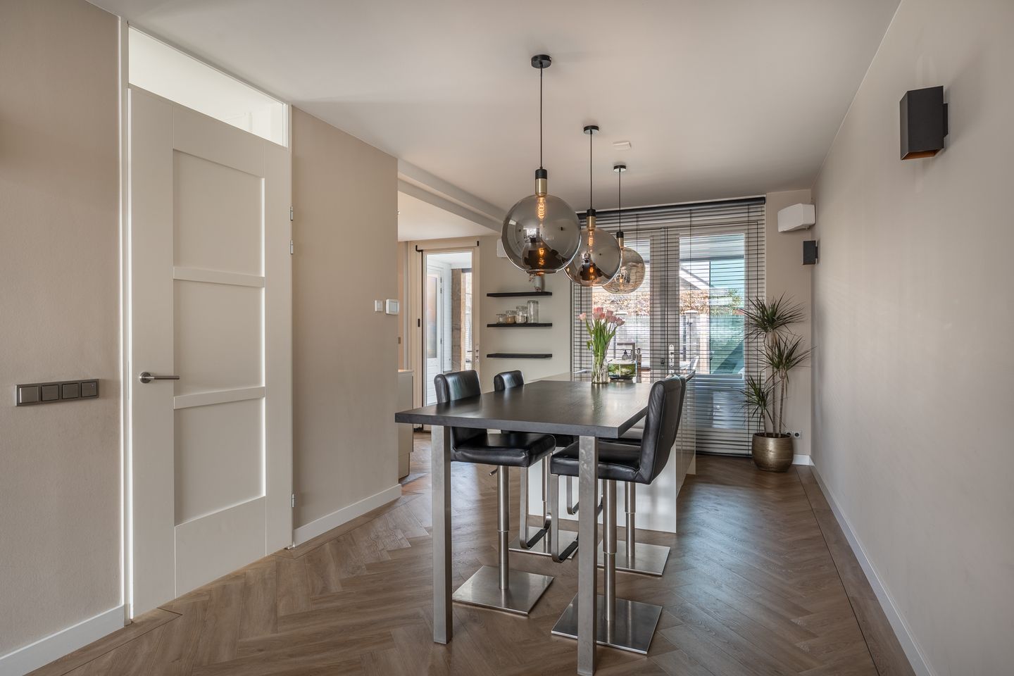 Foto 10 van Dominee Bakkerushof 47