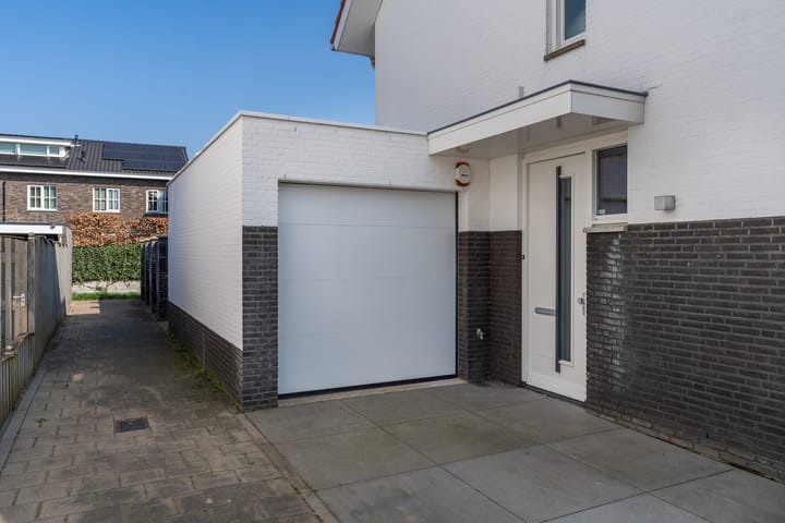 Foto 35 van Dominee Bakkerushof 47