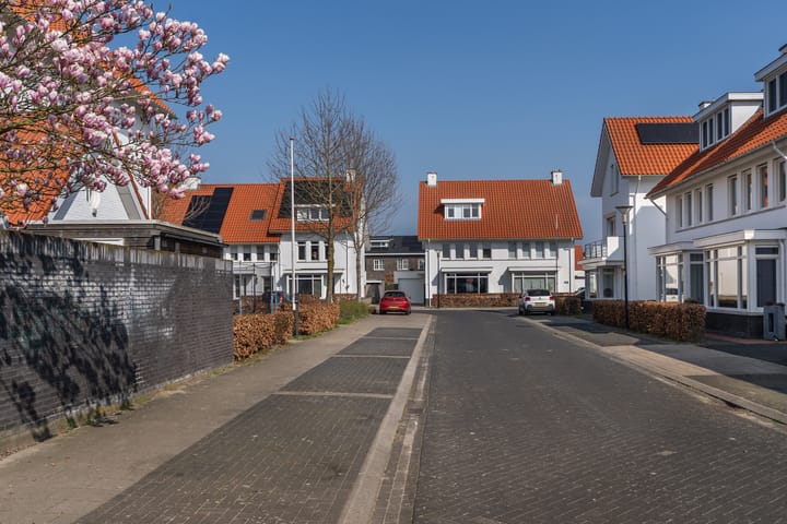 Foto 36 van Dominee Bakkerushof 47