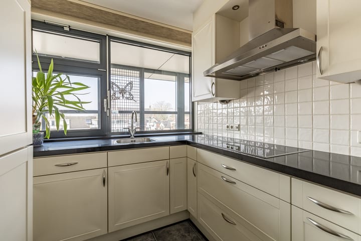 Foto 2 van Raadhuisplein 36