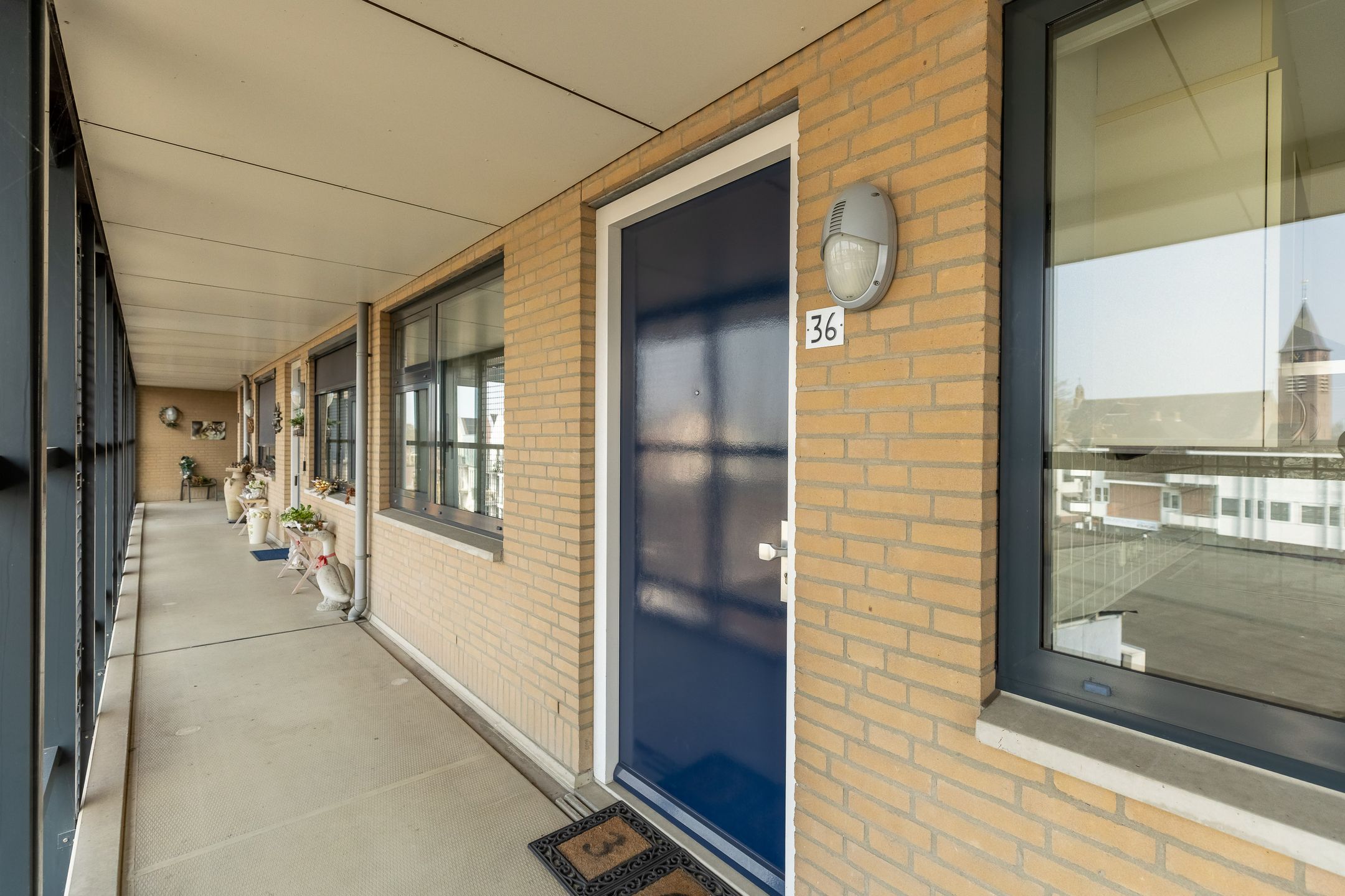 Foto 12 van Raadhuisplein 36