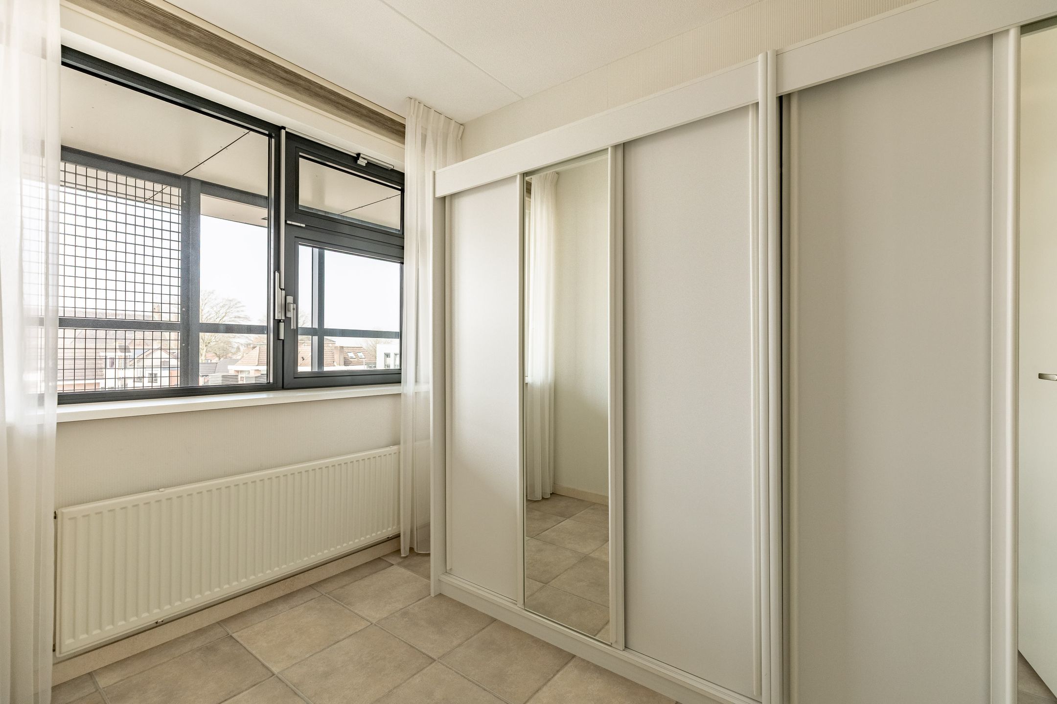 Foto 15 van Raadhuisplein 36