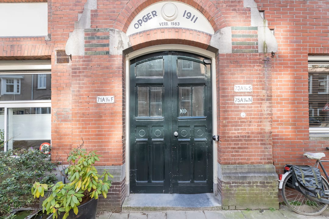 Foto 1 van Ruysdaelstraat 73-P