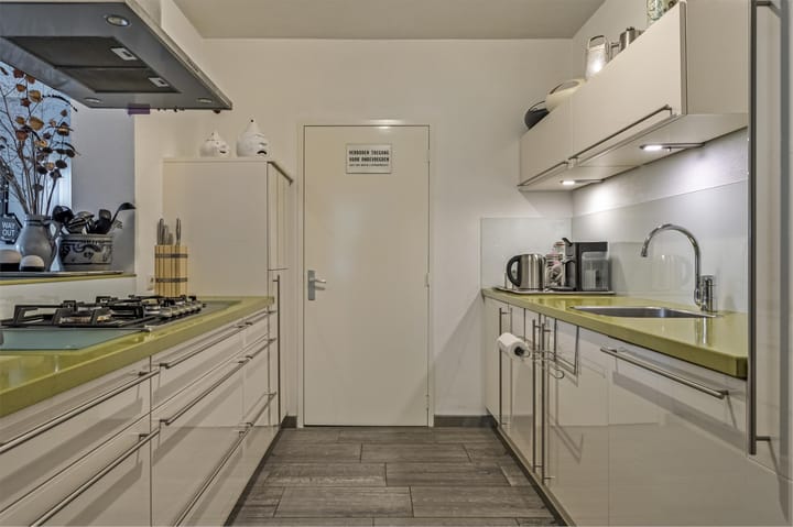 Photo 6 of Jac. van Vollenhovenstraat 333