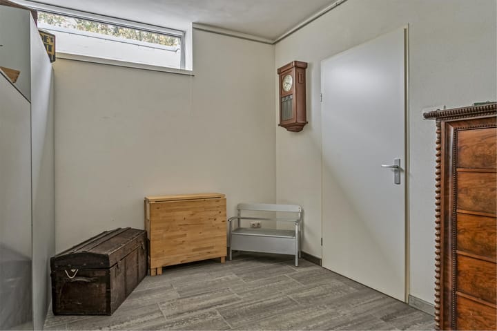 Photo 15 of Jac. van Vollenhovenstraat 333