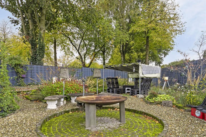 Photo 32 of Jac. van Vollenhovenstraat 333