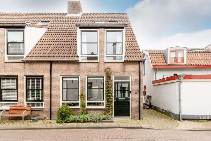 Photo 33 of Nonnenstraat 2