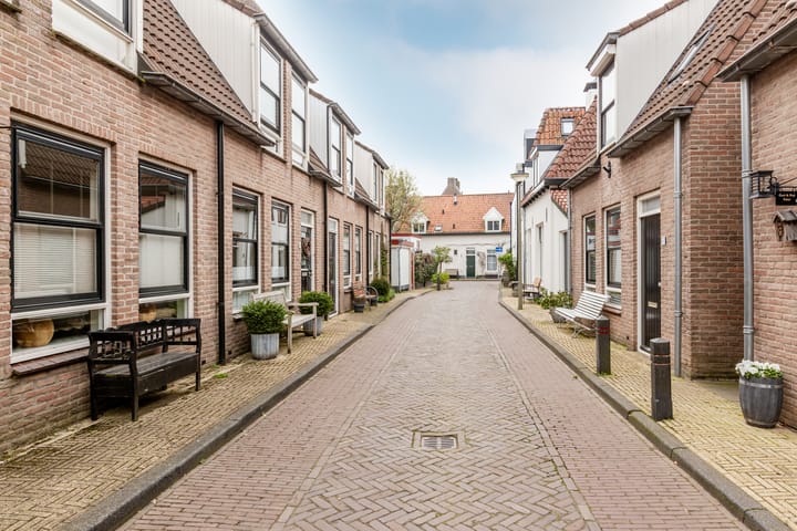 Photo 37 of Nonnenstraat 2