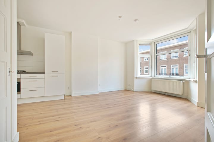 Foto 2 van Alblasstraat 5-2