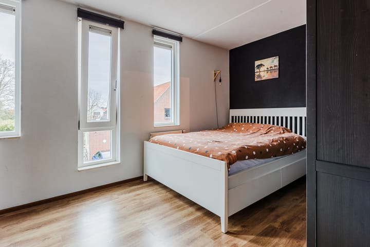 Foto 3 van Helenastraat 2-G1