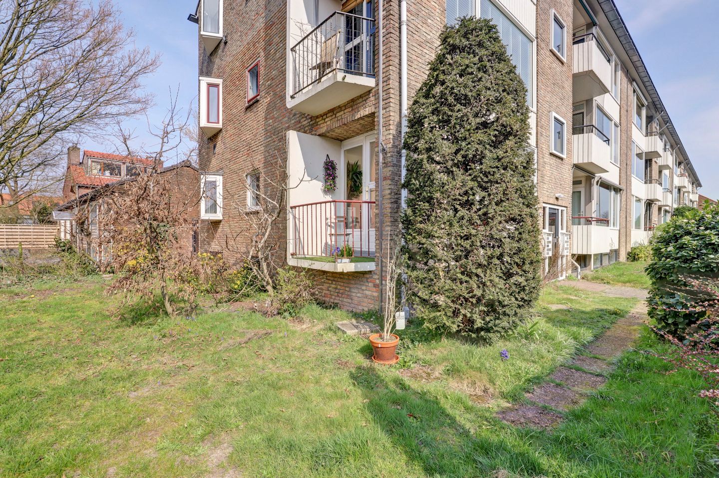 Foto 20 van Everard Meysterweg 65-A