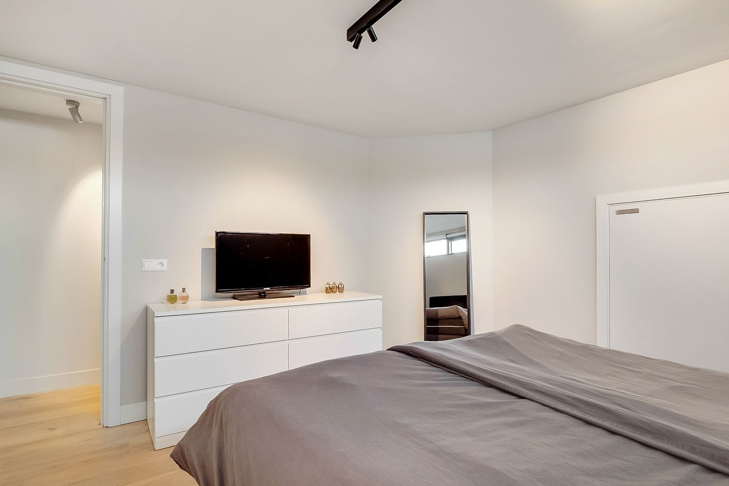 Foto 40 van Lange Muiderweg 578-S