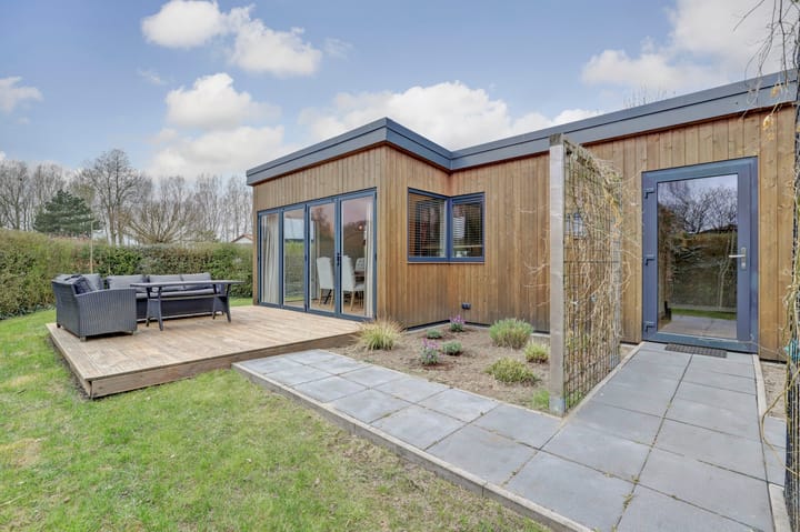 Photo 1 of Stelleplas 240