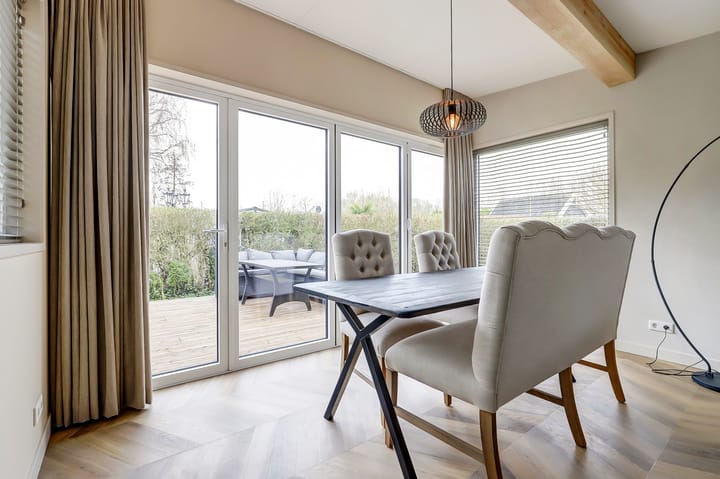 Photo 8 of Stelleplas 240