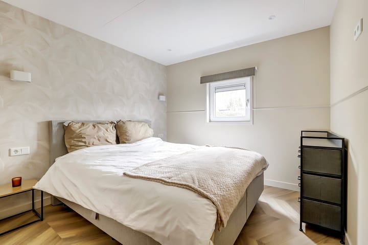 Photo 16 of Stelleplas 240