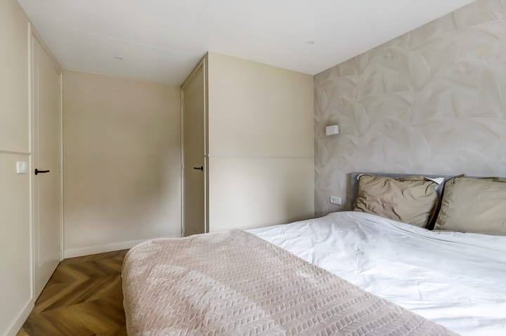 Photo 17 of Stelleplas 240