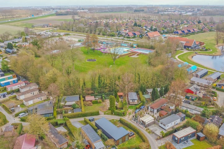 Photo 26 of Stelleplas 240