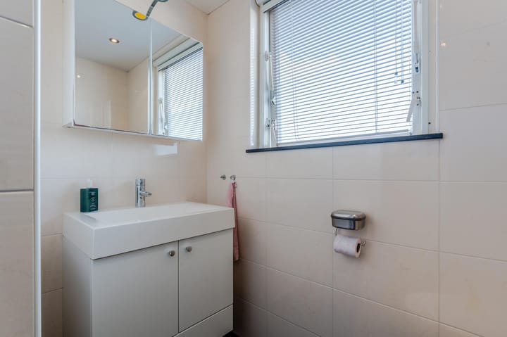 Foto 33 van Irenestraat 2