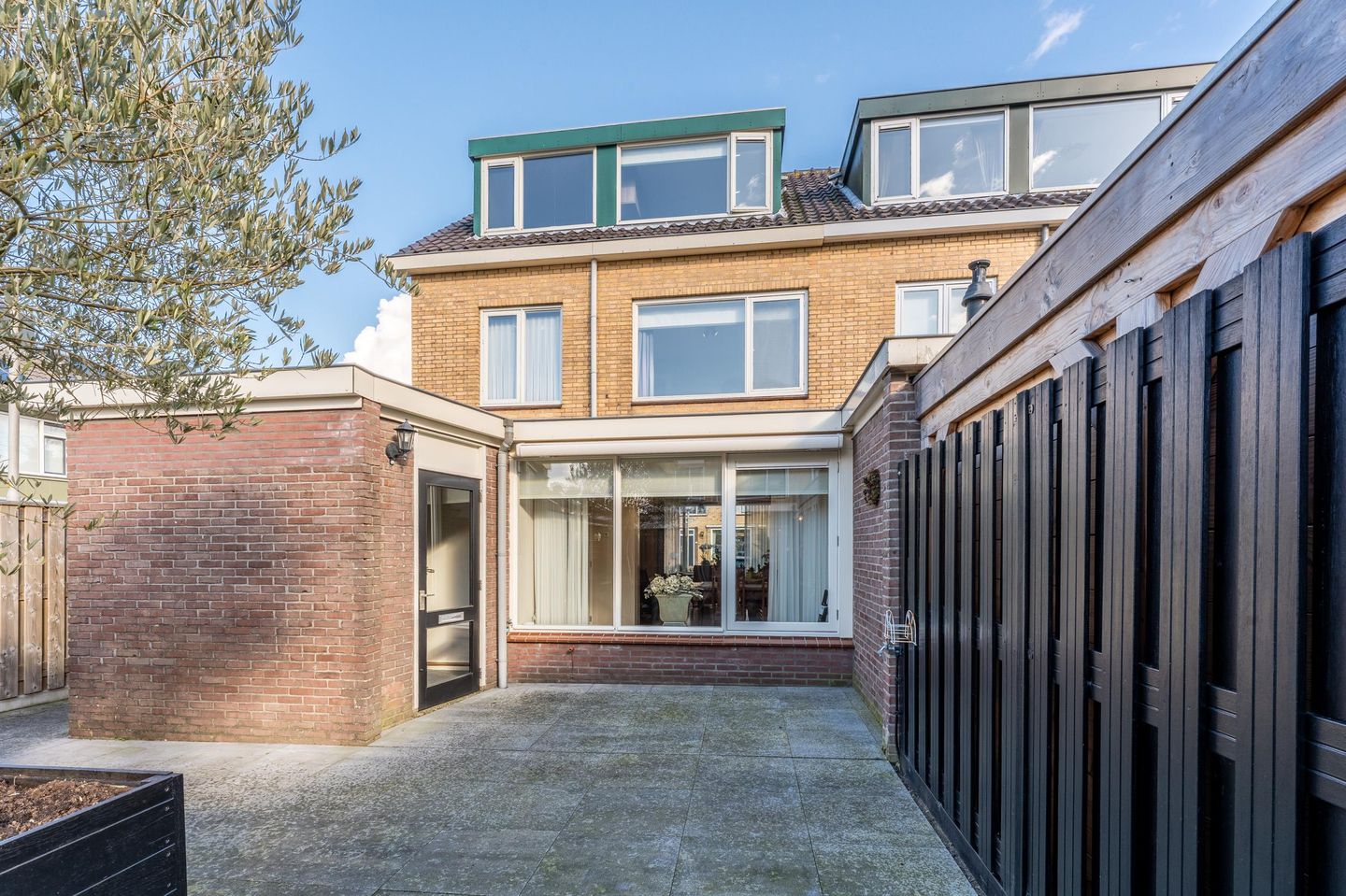 Foto 49 van Irenestraat 2