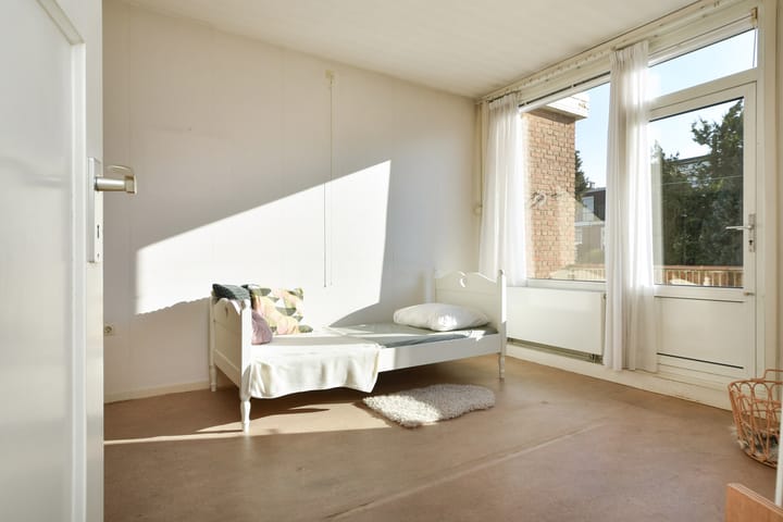 Foto 5 van Van Nijenrodestraat 35