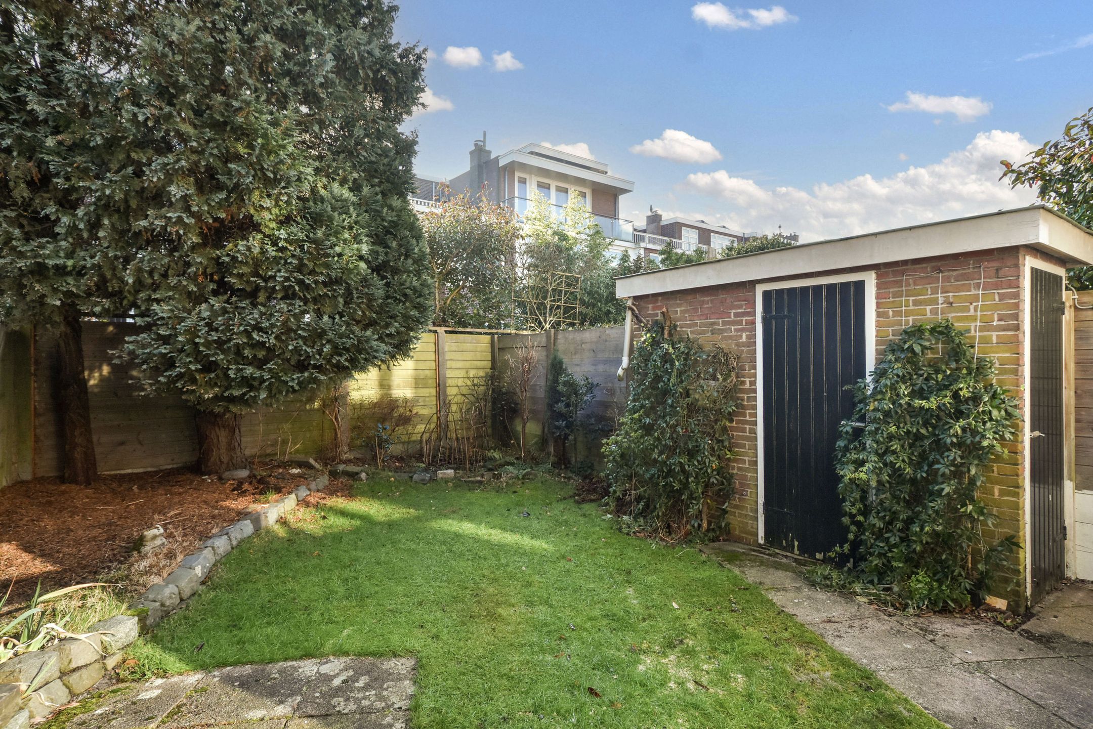 Foto 18 van Van Nijenrodestraat 35