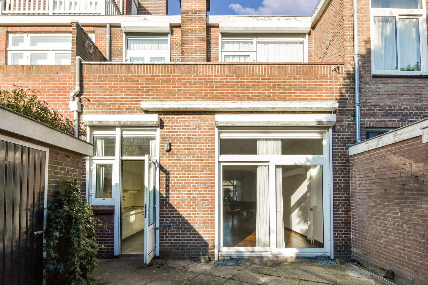 Foto 20 van Van Nijenrodestraat 35