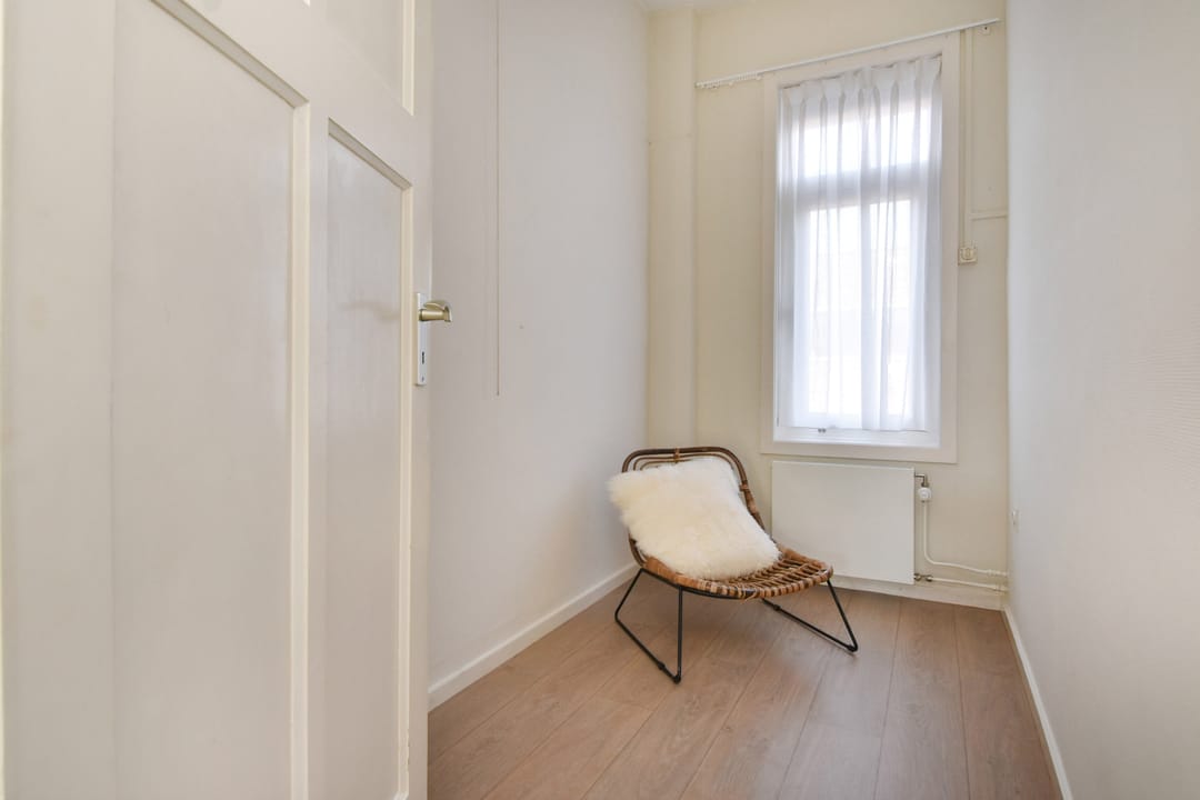 Foto 28 van Van Nijenrodestraat 35