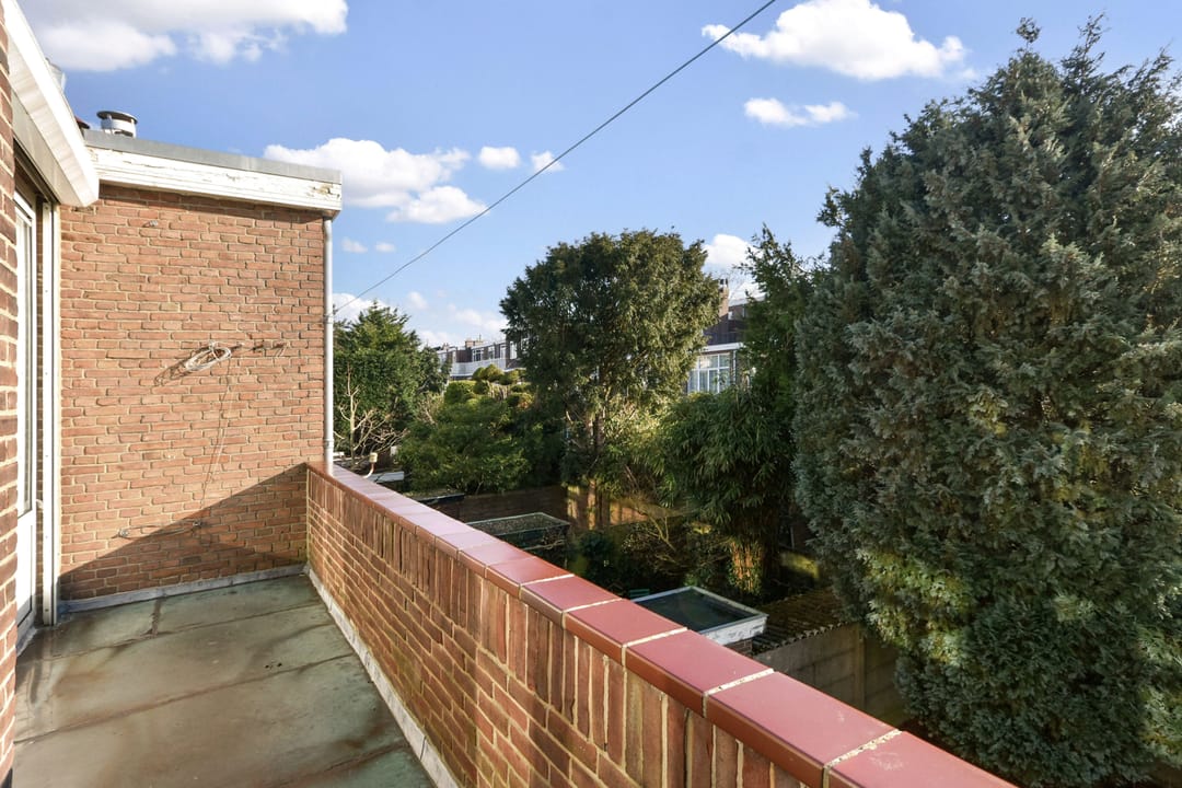 Foto 37 van Van Nijenrodestraat 35